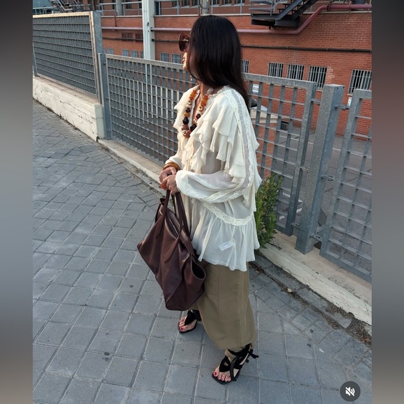 ZARA ZW COLLECTION LACE RUFFLE BLOUSE - Picture 5 of 16